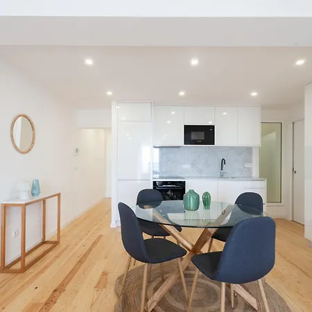 Blue By The River Apartman *