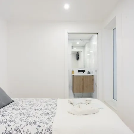 Blue By The River * Lisboa